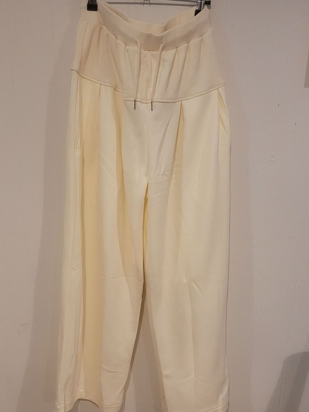 Women's HOUZONIY Cream Pants Size L